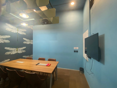 Innov8, Orchid Center, Golf Course Road (6 Seater Meeting Room)