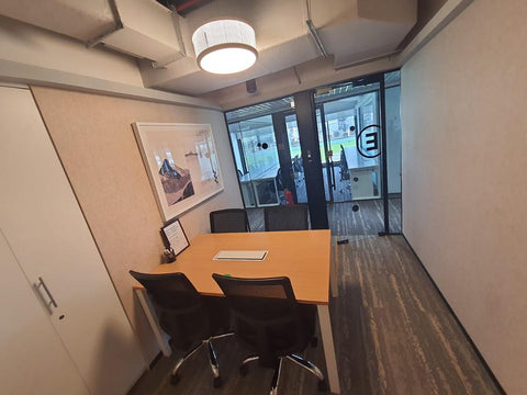 WeWork, Express Towers, Nariman Point (4 Seater Meeting Room)